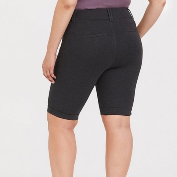 GREY ponte Bermuda shorts - Picture 2 of 3